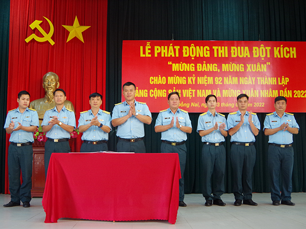 Trung đoàn 93 phát động thi đua chào mừng kỷ niệm 92 năm Ngày thành lập Đảng Cộng sản Việt Nam và mừng Xuân Nhâm Dần 2022