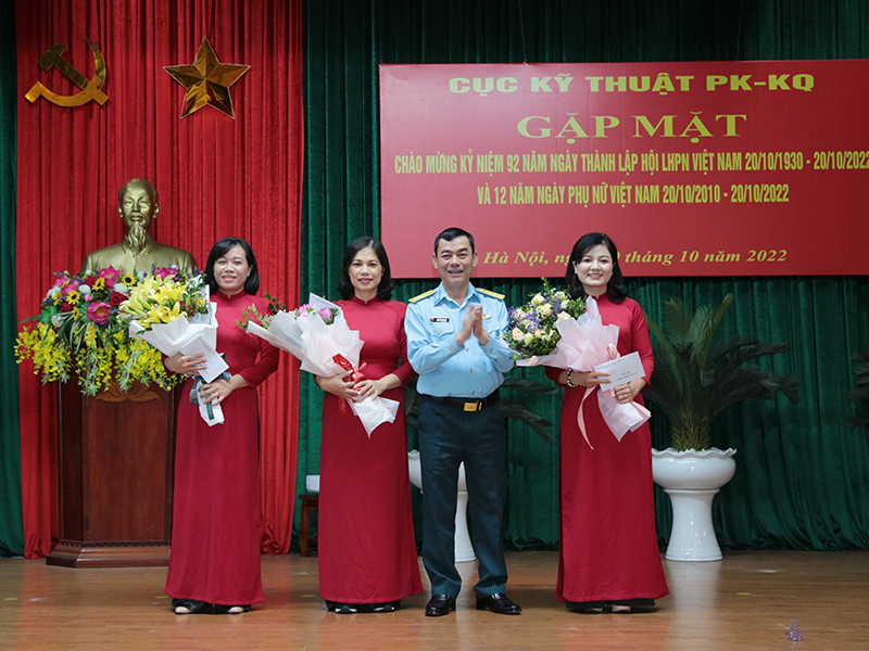 Các cơ quan, đơn vị trong Quân chủng PK-KQ gặp mặt nhân kỷ niệm 92 năm Ngày thành lập Hội Liên hiệp Phụ nữ Việt Nam