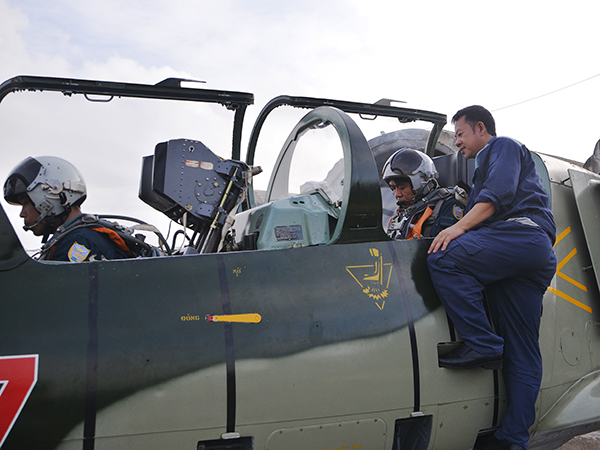 Các đơn vị trong Quân chủng Phòng không - Không quân tổ chức ban bay cán bộ đầu Xuân Nhâm Dần - 2022
