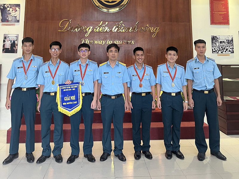 Học viện Phòng không - Không quân đạt thành tích cao trong Hội thi  Olympic Cơ học toàn quốc lần thứ 32