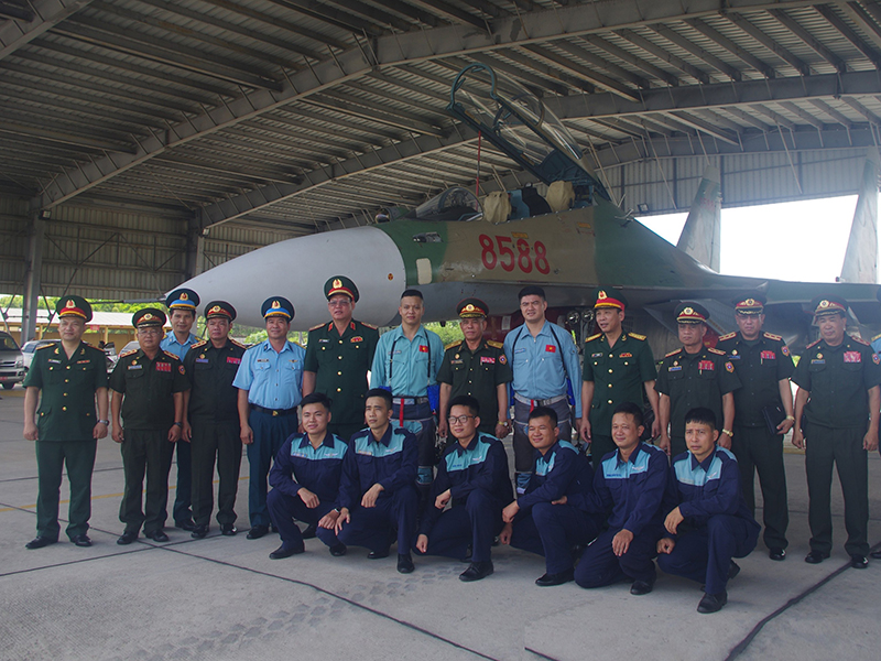 Đoàn Cục Tác chiến, Bộ Tổng Tham mưu Quân đội nhân dân Lào thăm và làm việc tại Trung đoàn 927