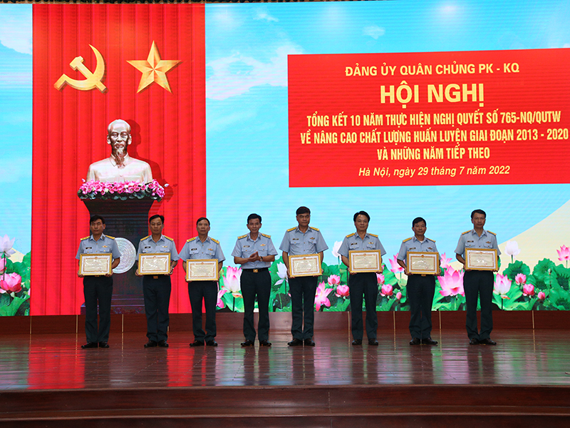 Đảng ủy Quân chủng PK-KQ tổng kết 10 năm thực hiện Nghị quyết số 765 của Quân ủy Trung ương