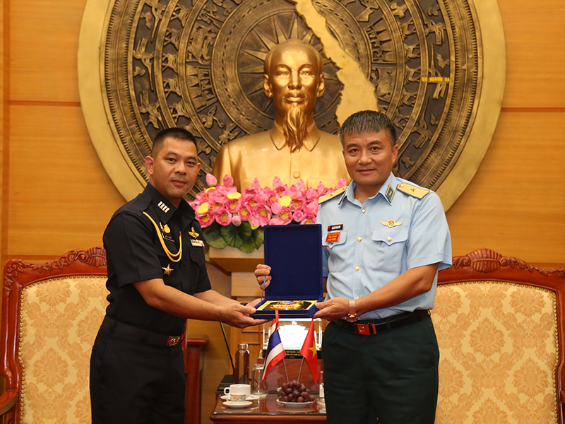 Đoàn chuyên gia Không quân Hoàng gia Thái Lan thăm và làm việc tại Quân chủng Phòng không-Không quân