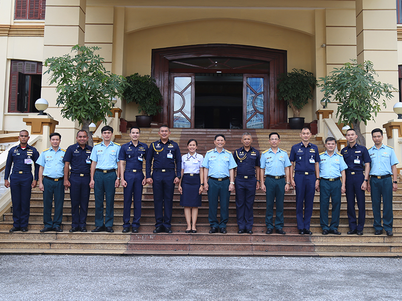Đoàn Sĩ quan trẻ Không quân Thái Lan thăm và giao lưu tại Quân chủng PK-KQ