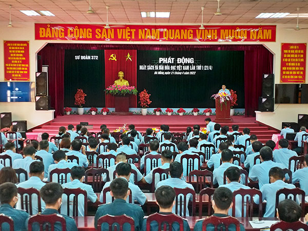 Sư đoàn 372 và Sư đoàn 377 hưởng Ngày Sách và Văn hóa đọc Việt Nam lần thứ nhất năm 2022