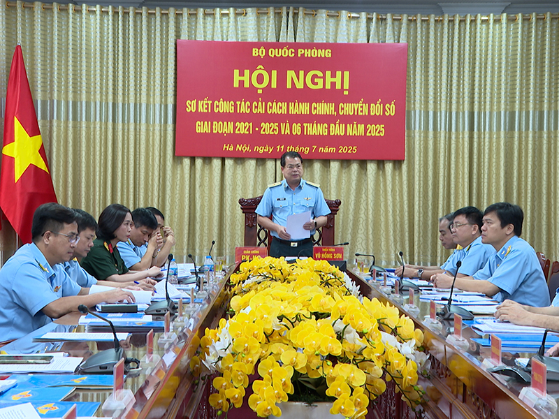 Bộ Quốc phòng sơ kết công tác cải cách hành chính,  chuyển đổi số giai đoạn 2021-2025 và 6 tháng đầu năm 2025