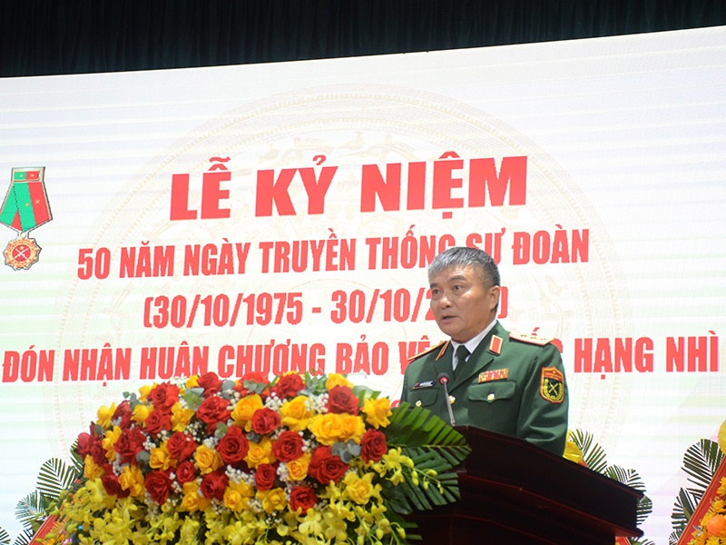 Sư đoàn 372 kỷ niệm 50 năm Ngày truyền thống và đón nhận Huân chương bảo vệ Tổ quốc hạng Nhì