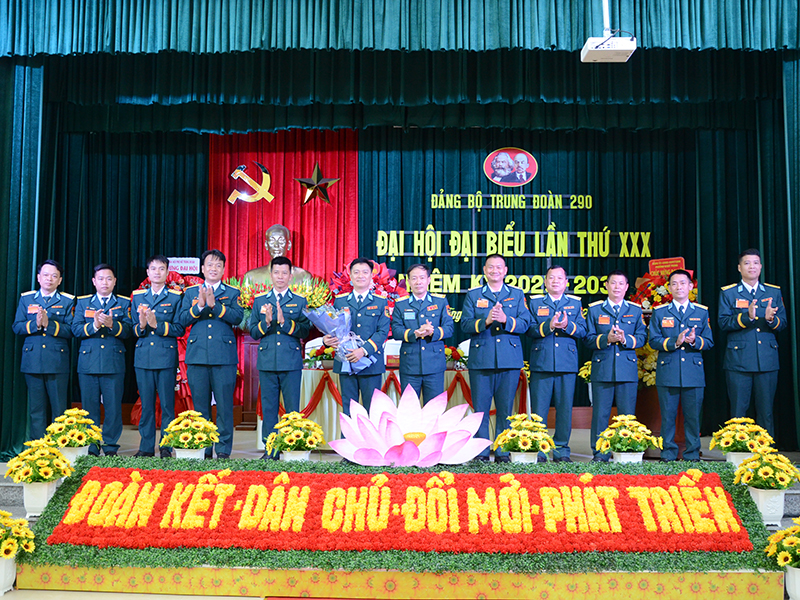 Đảng bộ Trung đoàn 290 tổ chức thành công Đại hội đại biểu lần thứ XXX, nhiệm kỳ 2025 - 2030