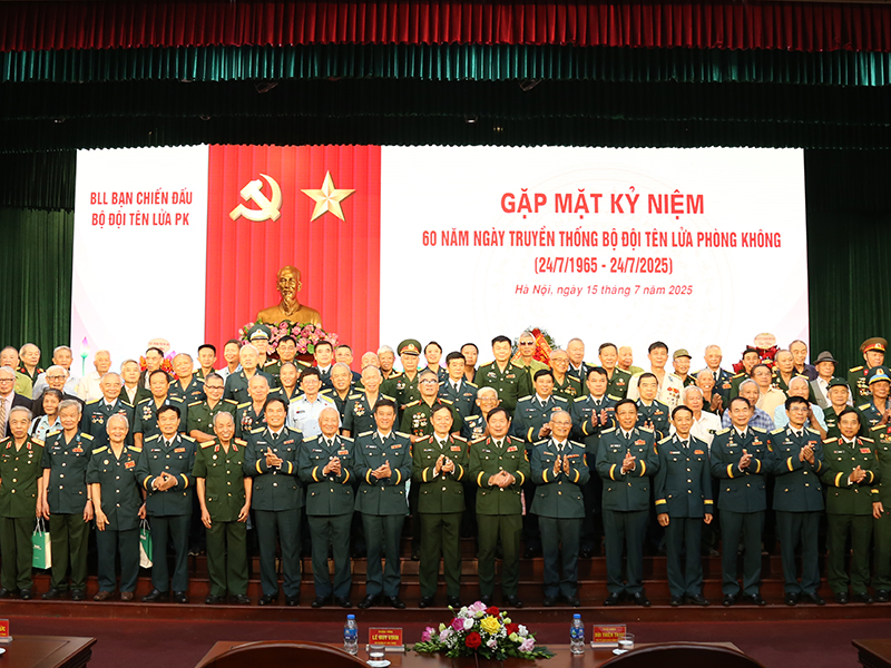 Quân chủng Phòng không - Không quân tổ chức gặp mặt kỷ niệm 60 năm Ngày truyền thống Bộ đội Tên lửa Phòng không anh hùng