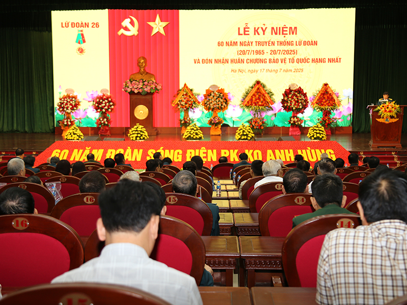 Lữ đoàn Thông tin 26 kỷ niệm 60 năm Ngày truyền thống và đón nhận Huân chương Bảo vệ Tổ quốc hạng Nhất
