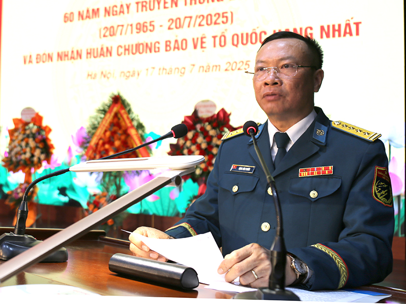 Lữ đoàn Thông tin 26 kỷ niệm 60 năm Ngày truyền thống và đón nhận Huân chương Bảo vệ Tổ quốc hạng Nhất