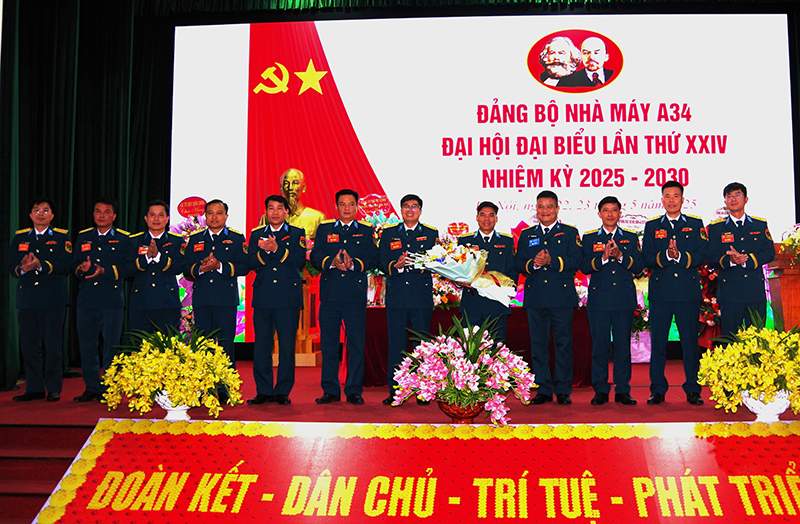 Đảng bộ Nhà máy A34 lãnh đạo đẩy mạnh công tác nghiên cứu và sản xuất vật tư bằng công nghệ mới