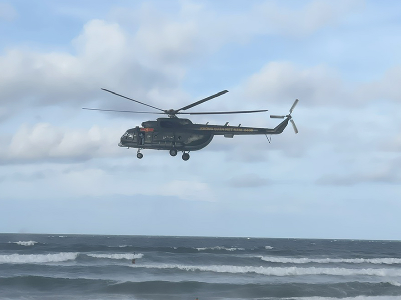 Trung đoàn 930, Sư đoàn 372 tổ chức bay tìm kiếm cứu nạn trên biển