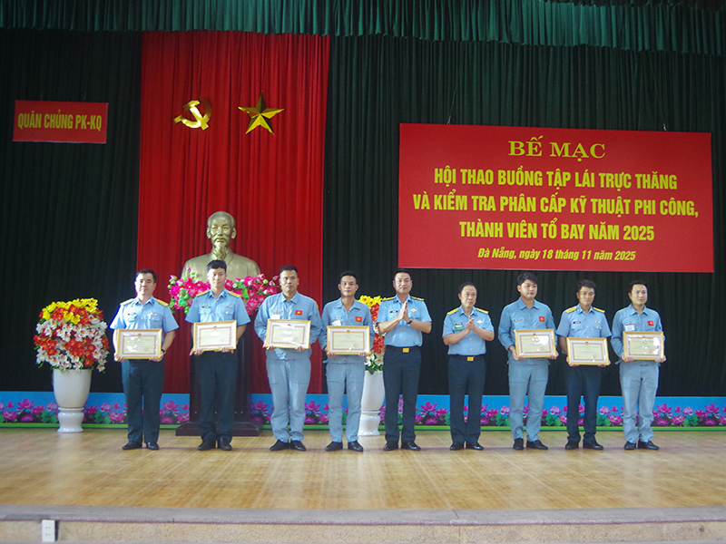 Quân chủng Phòng không - Không quân tổ chức Hội thao buồng tập lái Trực thăng năm 2025