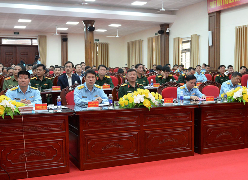 C&aacute;c đơn vị tr&ecirc;n địa b&agrave;n miền Trung - T&acirc;y Nguy&ecirc;n tổng kết c&ocirc;ng t&aacute;c quản l&yacute; v&ugrave;ng trời, quản l&yacute; điều h&agrave;nh bay năm 2025