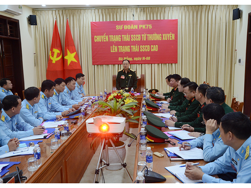 Bộ Quốc phòng kiểm tra luyện tập chuyển trạng thái sẵn sàng chiến đấu  tại Sư đoàn 375