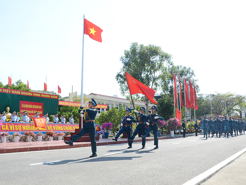 Các đơn vị trong Quân chủng Phòng không - Không quân đồng loạt tổ chức Lễ ra quân huấn luyện năm 2025