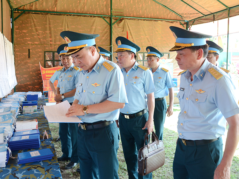 Các đơn vị trong Quân chủng Phòng không - Không quân đồng loạt tổ chức Lễ ra quân huấn luyện năm 2025