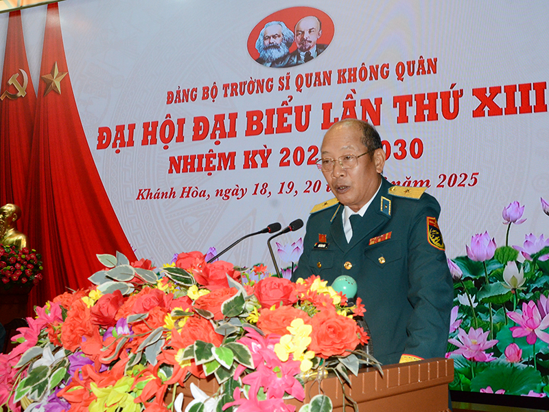 Lãnh đạo Trường Sĩ quan Không quân “Cách mạng, chính quy, chuẩn hóa, hiện đại”