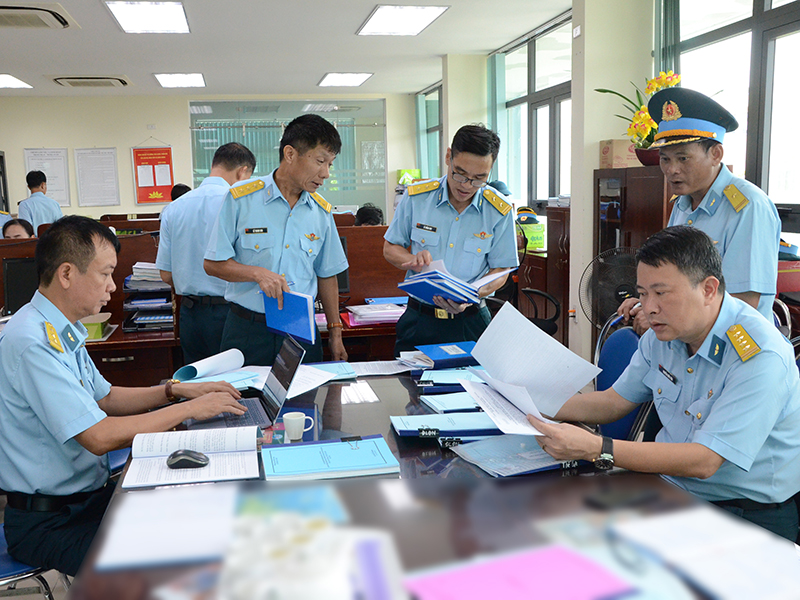 Quân chủng Phòng không - Không quân kiểm tra xây dựng đơn vị vững mạnh toàn diện “mẫu mực, tiêu biểu” các đơn vị khu vực miền Trung