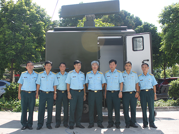 Quân chủng PK-KQ nghiệm thu các sản phẩm máy hỏi VN1