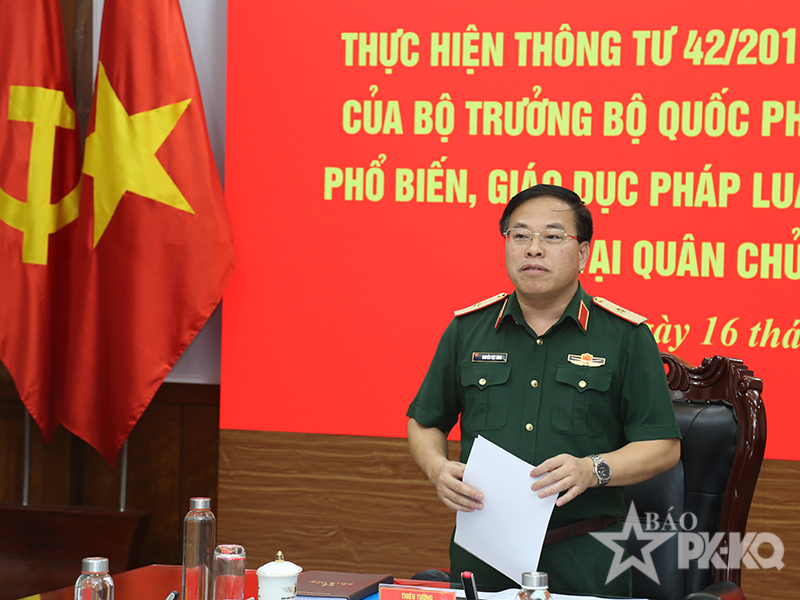 Hội đồng Phối hợp phổ biến, gi&aacute;o dục ph&aacute;p luật Bộ Quốc ph&ograve;ng kiểm tra tại c&aacute;c đơn vị Qu&acirc;n chủng Ph&ograve;ng kh&ocirc;ng - Kh&ocirc;ng qu&acirc;n