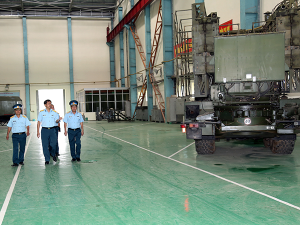 Cục Chính trị Quân chủng PK-KQ kiểm tra Nhà máy Z119