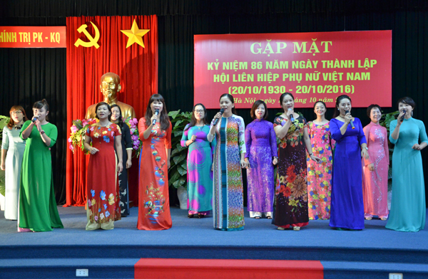 Hội Phụ nữ Cơ quan Cục Chính trị tổ chức gặp mặt nhân kỷ niệm 86 năm thành lập Hội Liên hiệp Phụ nữ Việt Nam