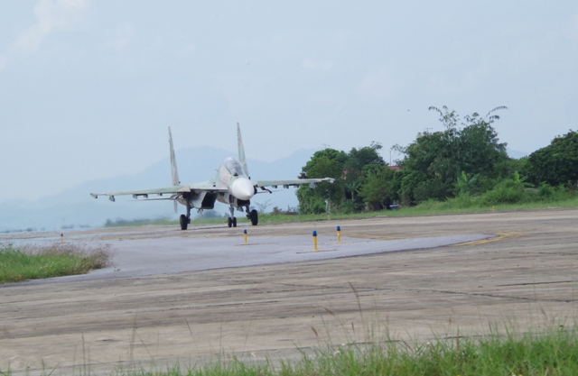 Trung đoàn Không quân 923 thực hiện thành công ban bay mẫu trên máy bay Su-30MK2