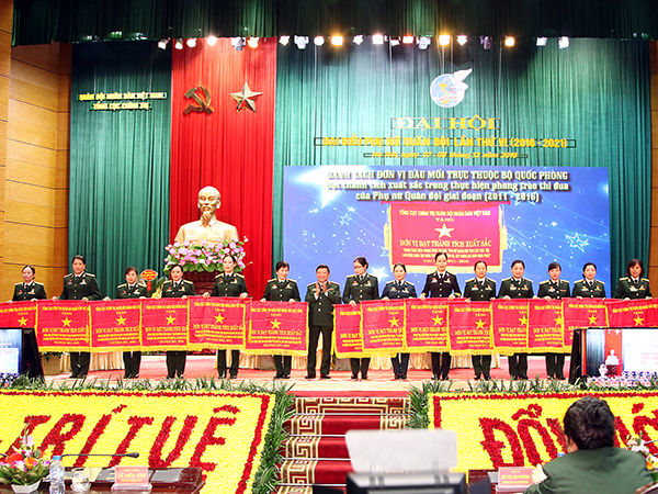 13 đại biểu Phụ nữ Quân chủng PK-KQ tham dự Đại hội Đại biểu Phụ nữ Quân đội lần thứ VI