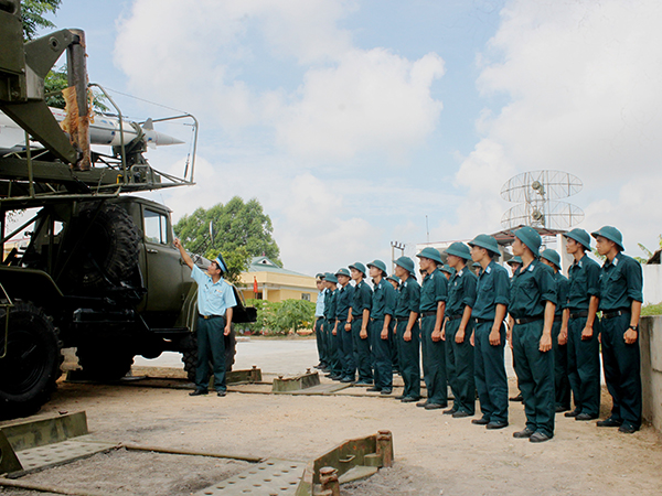 Quân chủng PK-KQ quán triệt, triển khai thực hiện Chỉ thị 87 của Thường vụ Quân ủy Trung ương