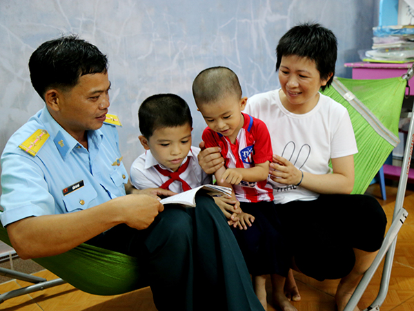 Lặng lẽ Cầm Bá Nhì