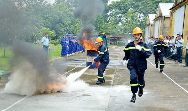 Kho K334 tổ chức Hội thao điều lệnh và phòng cháy chữa cháy năm 2018