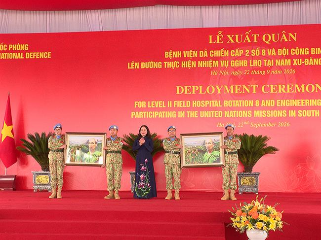 bo-quoc-phong-to-chuc-le-xuat-quan-len-duong-thuc-hien-nhiem-vu-gin-giu-hoa-binh-lien-hop-quoc