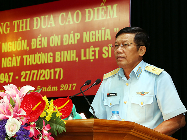 cac-co-quan-don-vi-to-chuc-phat-dong-thi-dua-cao-diem-uong-nuoc-nho-nguon-den-on-dap-nghia