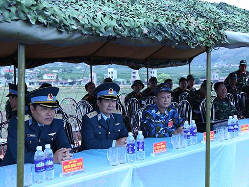 co-quan-chu-nhiem-phong-khong-toan-quan-to-chuc-dien-tap-chien-thuat-ban-dan-that-ten-lua-phong-khong-tam-thap-luc-luong-phong-khong-luc-quan-nam-2017