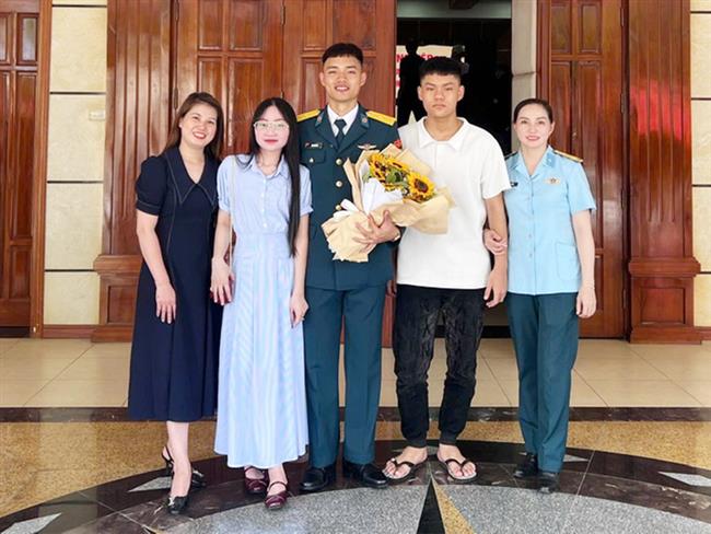 con-da-tro-thanh-dong-doi-cua-me