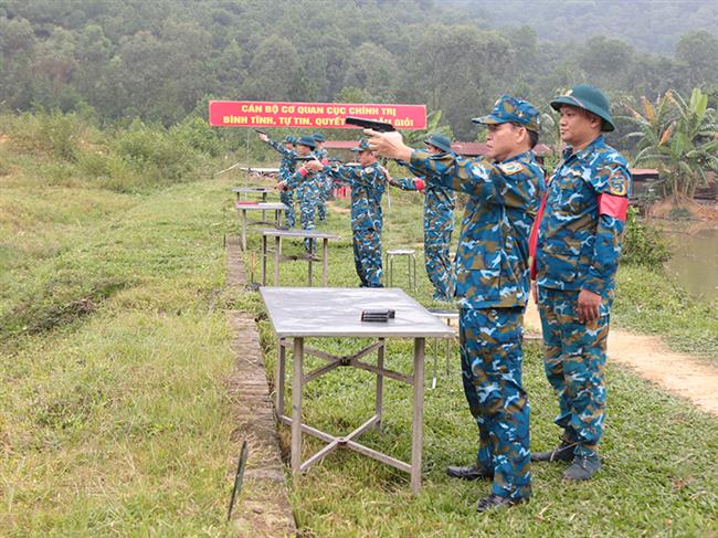 cuc-chinh-tri-phong-khong-khong-quan-to-chuc-ban-dan-that-sung-ngan-k-54-doi-voi-si-quan-nam-2024