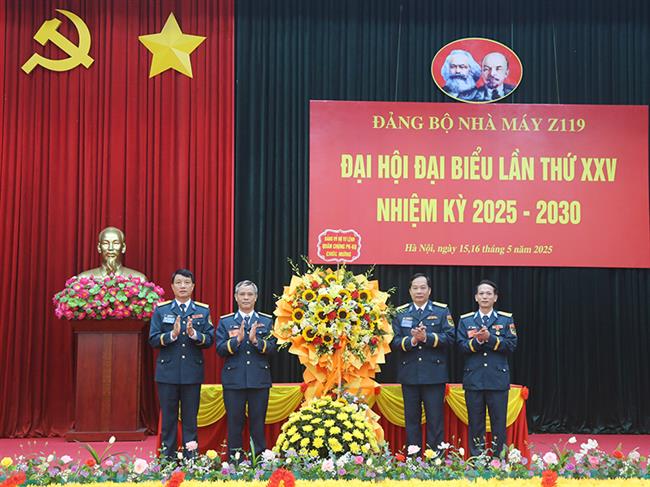 dang-bo-nha-may-z119-to-chuc-thanh-cong-dai-hoi-dai-bieu-lan-thu-xxv-nhiem-ky-2025-2030