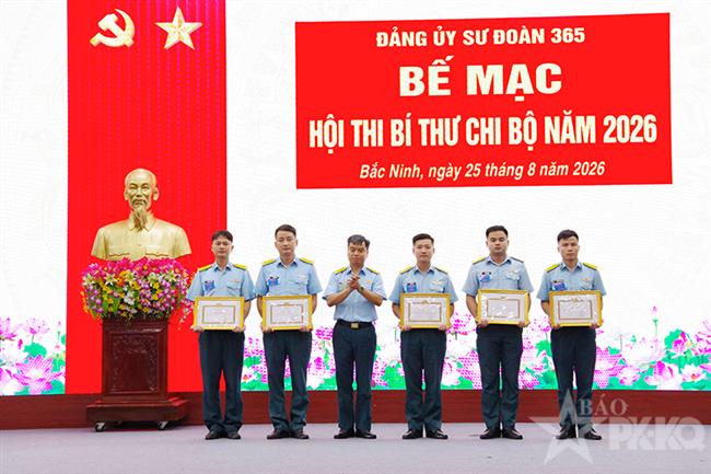 hieu-ung-lan-toa-tu-hoi-thi-bi-thu-chi-bo-nam-2026-o-su-doan-365