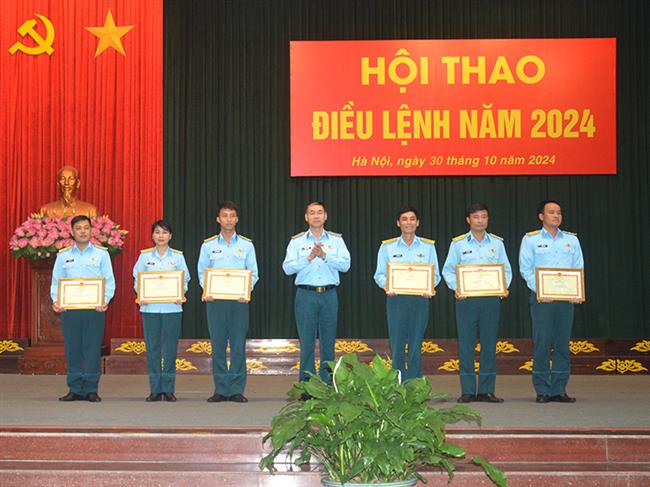 hoc-vien-phong-khong-khong-quan-to-chuc-hoi-thao-dieu-lenh-nam-2024