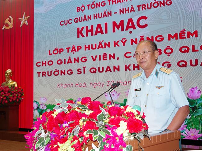 khai-mac-lop-tap-huan-ky-nang-mem-cho-giang-vien-can-bo-quan-ly-giao-duc-truong-si-quan-khong-quan