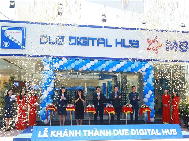 khanh-thanh-digital-hub-tai-truong-dai-hoc-kinh-te-dai-hoc-da-nang