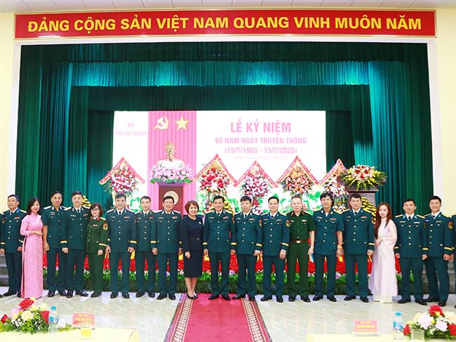 bao-phong-khong-khong-quan-dien-tu-hanh-trinh-10-nam-xay-dung-va-phat-trien