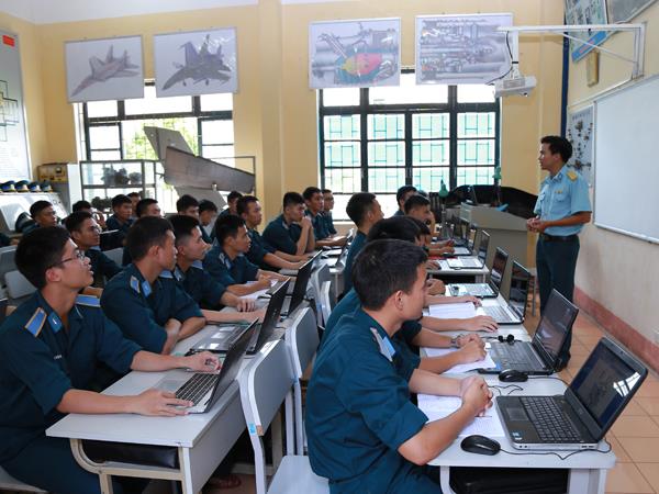 nang-cao-chat-luong-giao-duc-dao-tao-dap-ung-yeu-cau-nhiem-vu-cua-quan-chung-phong-khong-khong-quan