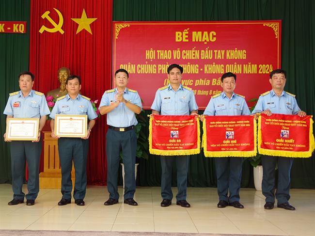 quan-chung-phong-khong-khong-quan-be-mac-hoi-thao-vo-chien-dau-tay-khong-khu-vuc-phia-bac-nam-2024