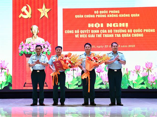 quan-chung-phong-khong-khong-quan-cong-bo-quyet-dinh-cua-bo-truong-bo-quoc-phong-ve-viec-giai-the-co-quan-thanh-tra-quan-chung