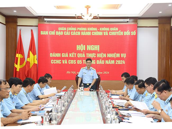 quan-chung-phong-khong-khong-quan-danh-gia-ket-qua-thuc-hien-nhiem-vu-cai-cach-hanh-chinh-va-chuyen-doi-so-5-thang-dau-nam-2024