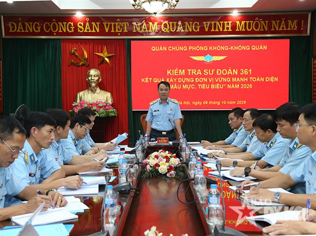 quan-chung-phong-khong-khong-quan-kiem-tra-ket-qua-xay-dung-don-vi-vung-manh-toan-dien-“mau-muc-tieu-bieu”-nam-2026-tai-su-doan-361