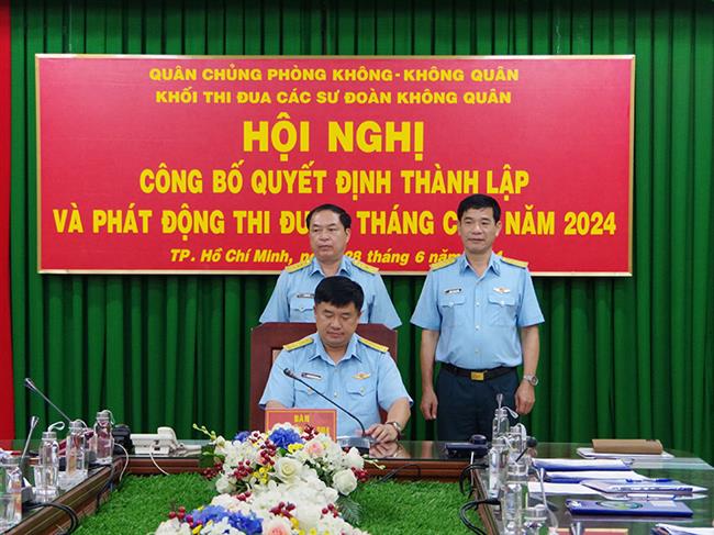 quan-chung-phong-khong-khong-quan-to-chuc-hoi-nghi-cong-bo-quyet-dinh-thanh-lap-khoi-thi-dua-cac-su-doan-khong-quan-va-phat-dong-thi-dua-6-thang-cuoi-nam-2024